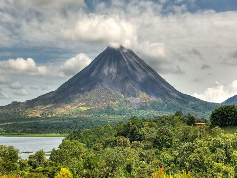 Costa Rica: A World of Nature - Travel Best Bets